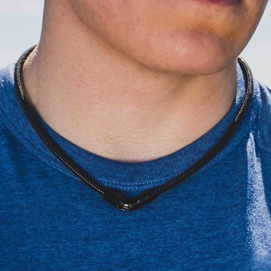 X50 TITANIUM NECKLACE V-EDGE - Image 5